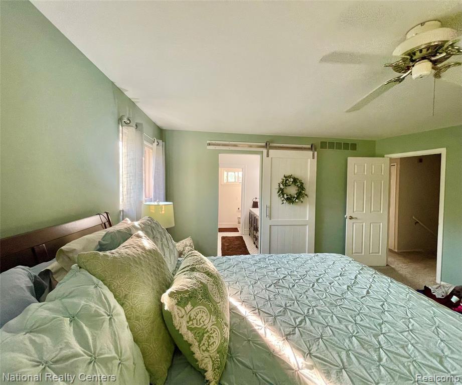 48104 COLONY FARM CIR, Plymouth, MI 48170 — Photo 56
