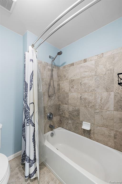 406 AMELIA Circle, South Lyon, MI 48178 — Photo 45