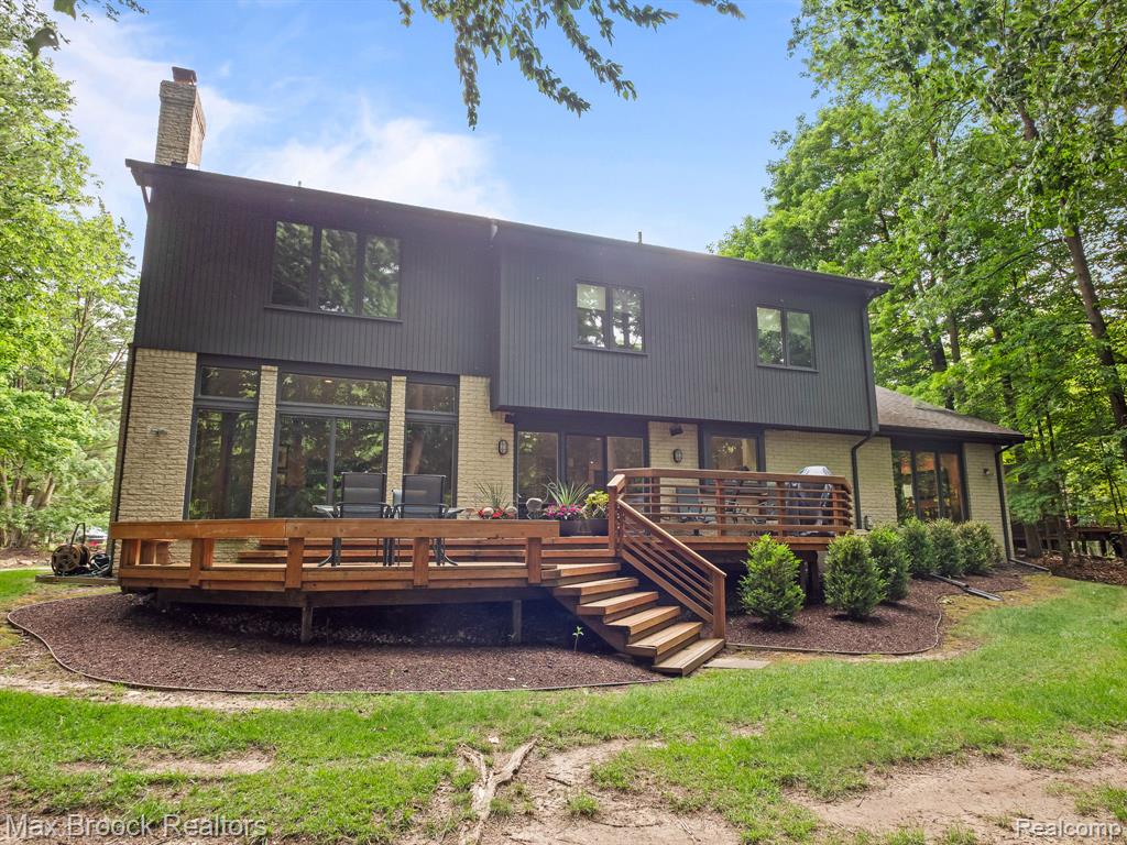6224 Bromley Court, West Bloomfield, MI — Photo 47