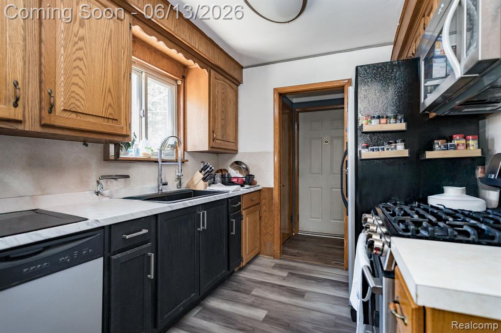 4929 Dudley Street, Dearborn Heights, MI 48125 — Photo 8