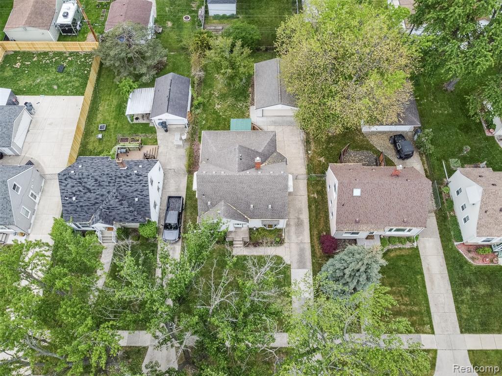 1863 Thomas Avenue, Berkley, MI 48072 — Photo 59