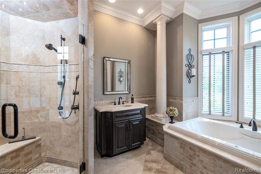 48928 Barola Court, Northville, MI 48167 — Photo 32