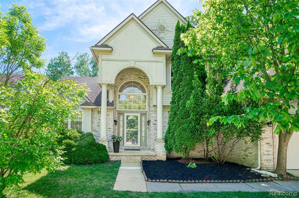 3172 Birchwood Court