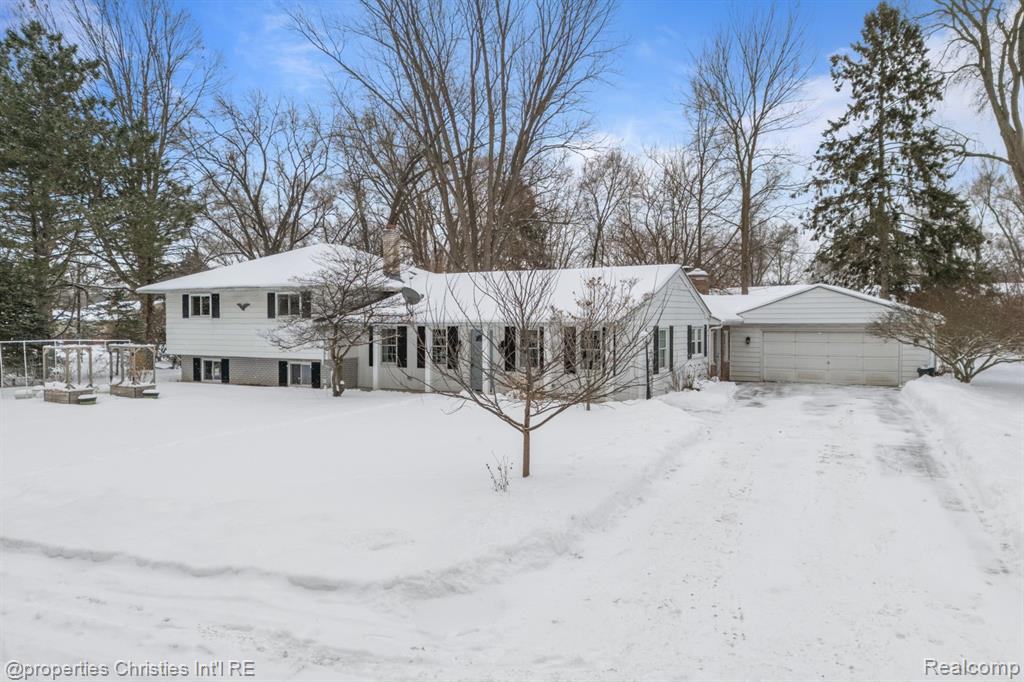 7145 Henry Drive, West Bloomfield, MI 48324 — Photo 37