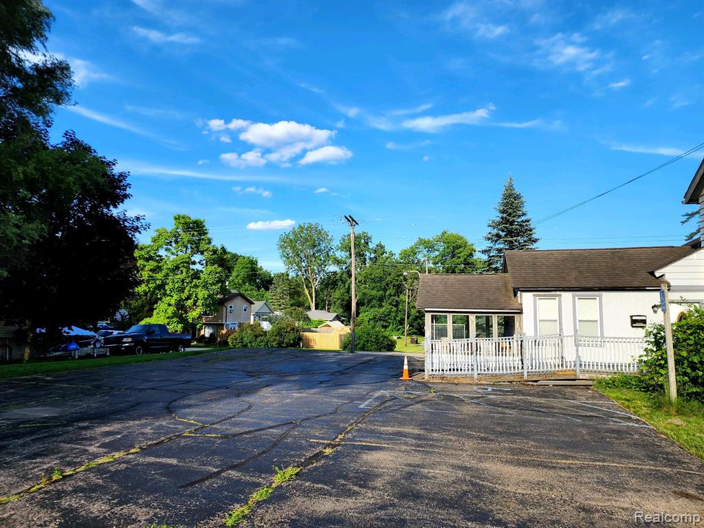 545 E MAIN Street, Pinckney, MI 48169 — Photo 24