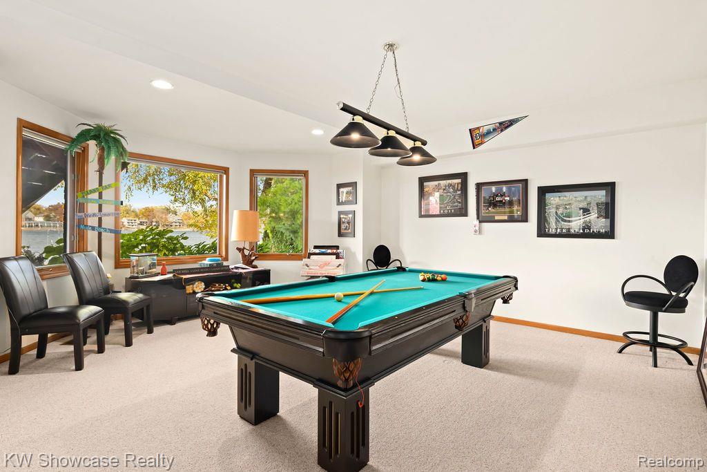 8579 PINE COVE Drive, Commerce Twp, MI 48382 — Photo 45