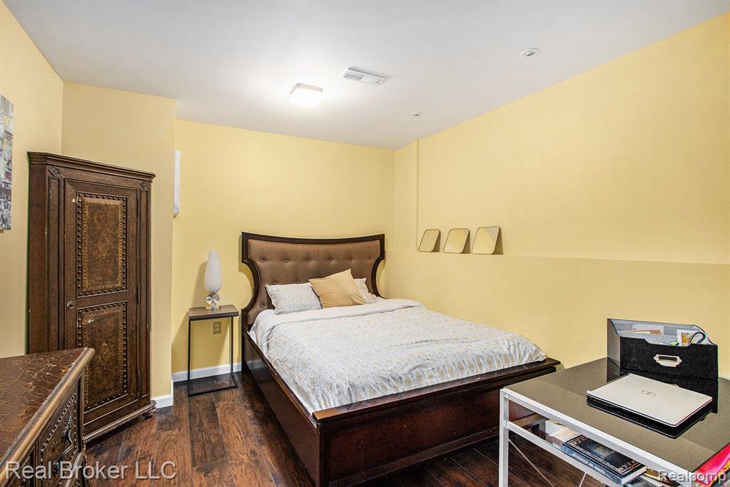 601 E North Street, Hastings, MI 49058 — Photo 14