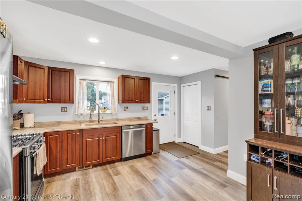 439 Bauman Avenue, Clawson, MI — Photo 12