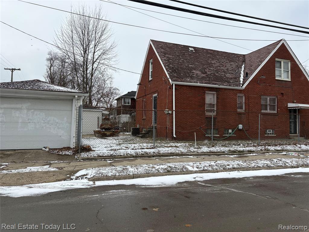 2405 Sturtevant Street, Detroit, MI 48206 — Photo 3