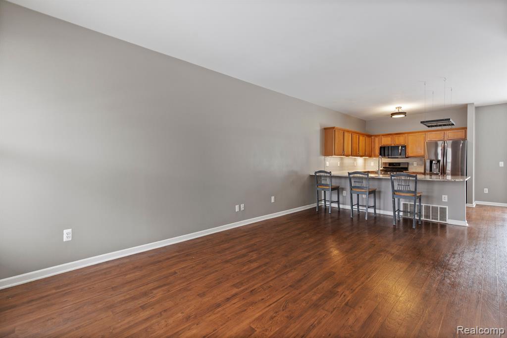 50444 THEODORE Lane, Chesterfield, MI — Photo 2