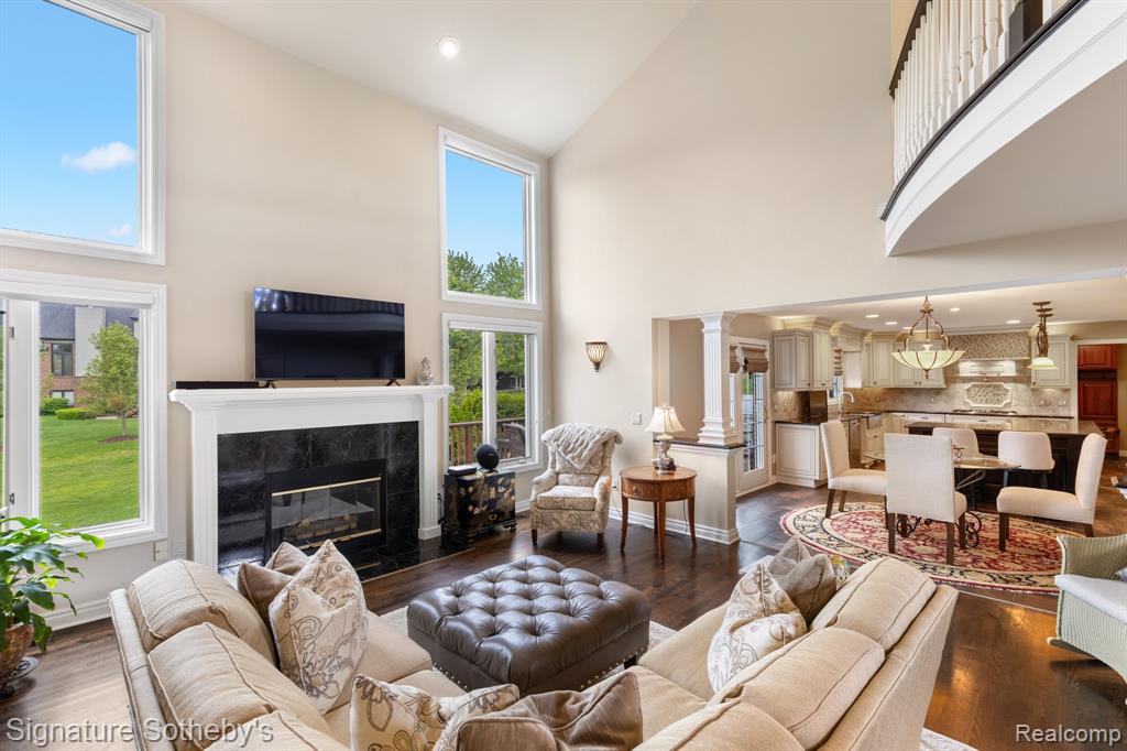 615 APPOLINE Court, Rochester, MI 48307 — Photo 4
