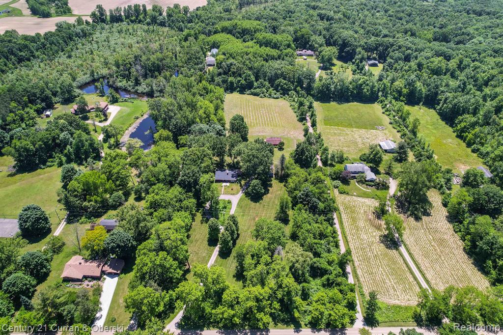 415 W PREDMORE Road, Oakland, MI — Photo 32