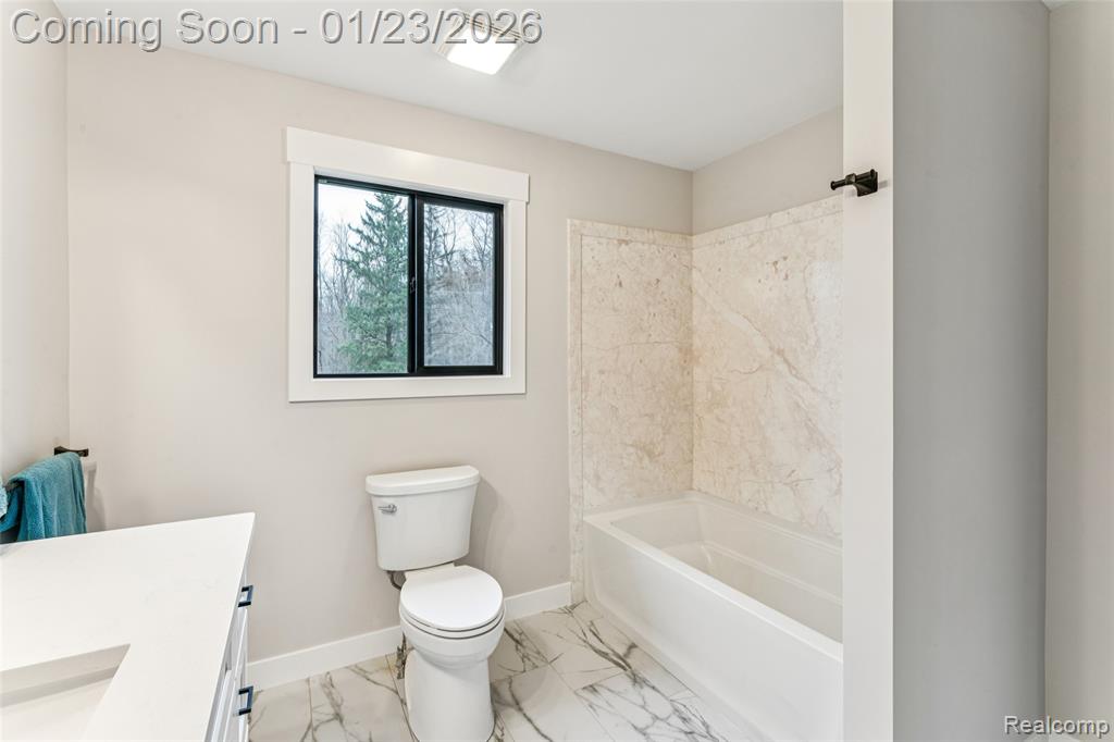 9398 Ortonville Road, Clarkston, MI 48348 — Photo 20