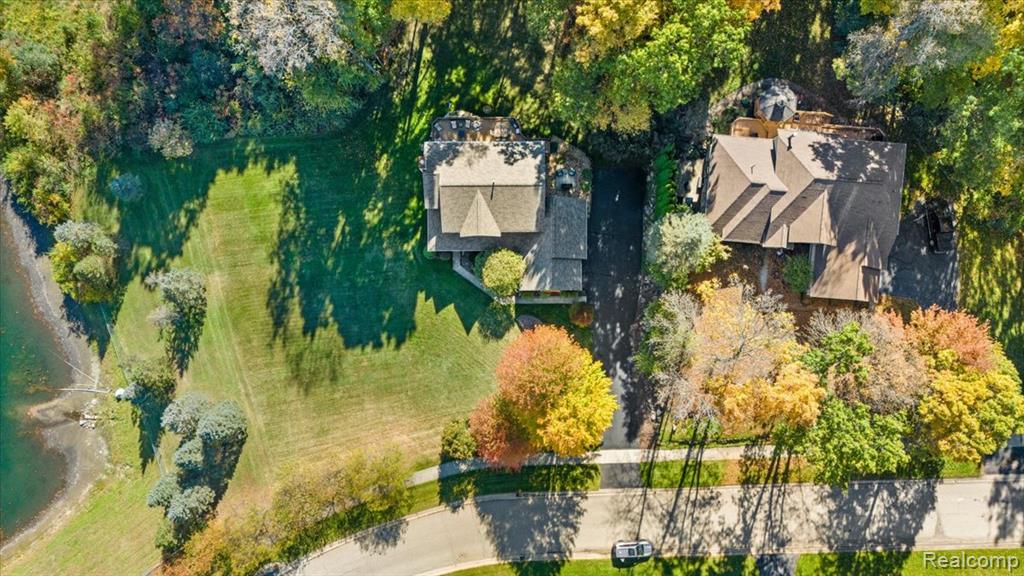 9755 Forest Ridge Drive, Clarkston, MI 48348 — Photo 65