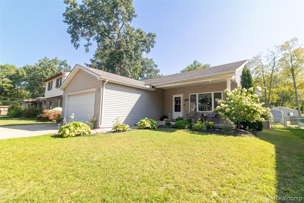5942 N Walton Street, Westland, MI — front exterior