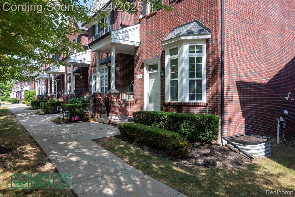 53080 Providence Drive, Shelby Twp, MI 48316 — front exterior