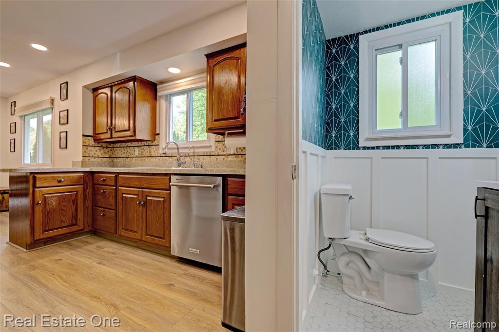 1574 Farnsworth Road, Lapeer, MI 48446 — Photo 20