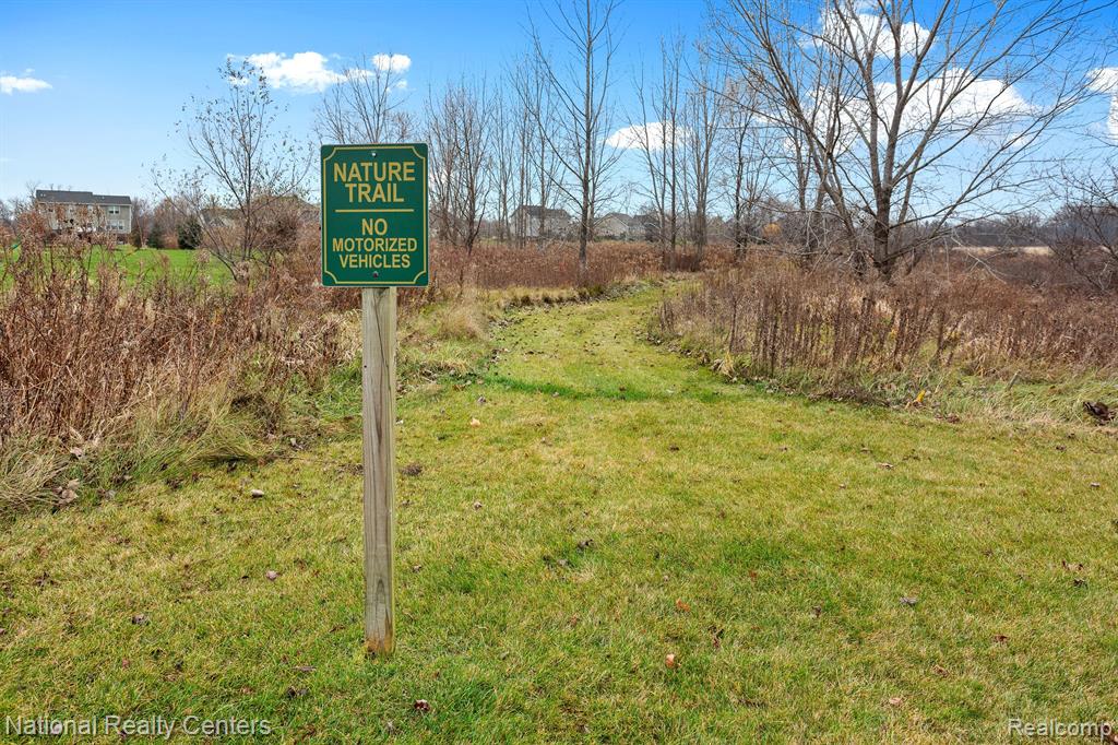 316 Lenox Lane, Brighton, MI 48114 — Photo 57