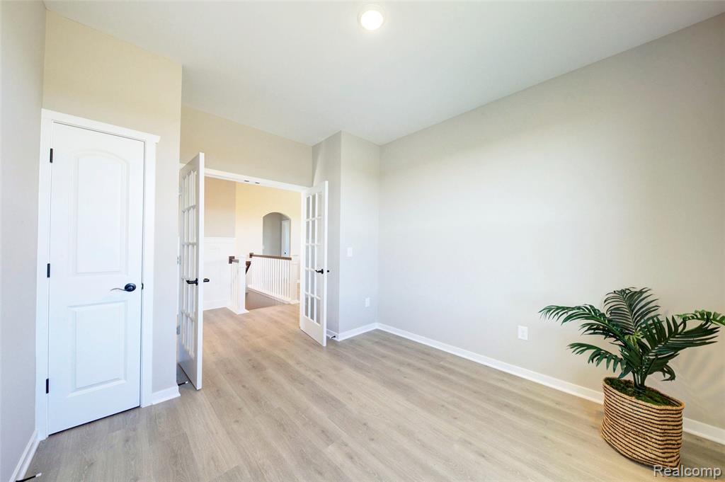 688 Round Rock Drive, Howell, MI 48843 — Photo 17