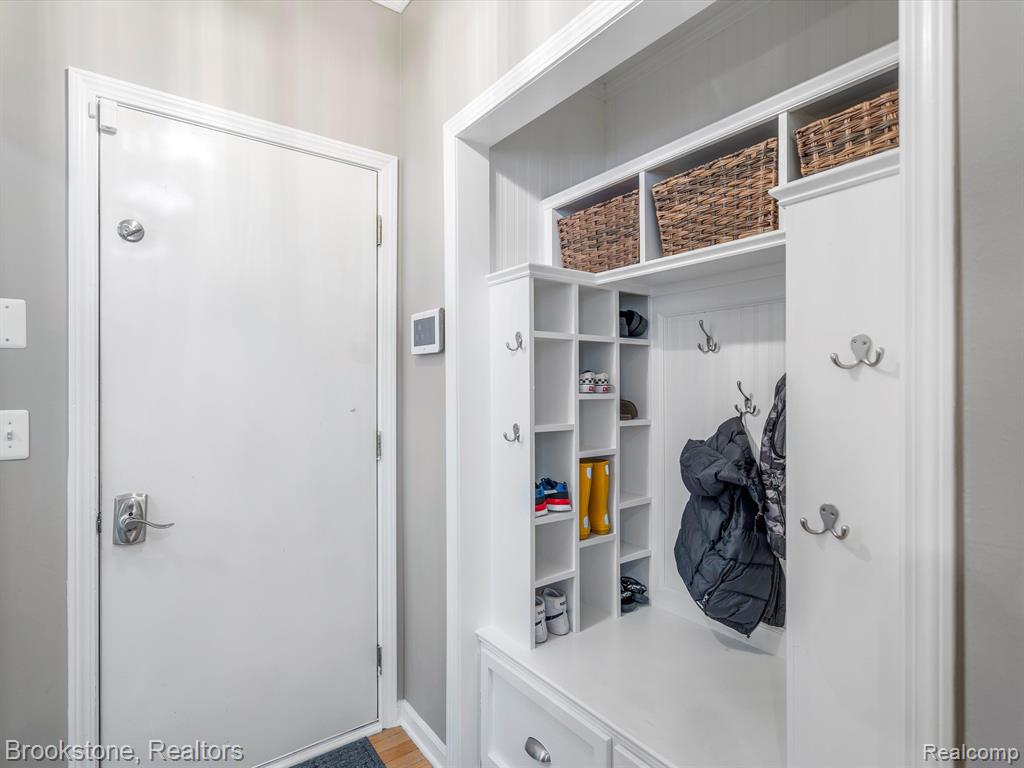 42650 Whitman Way, Novi, MI 48377 — Photo 23