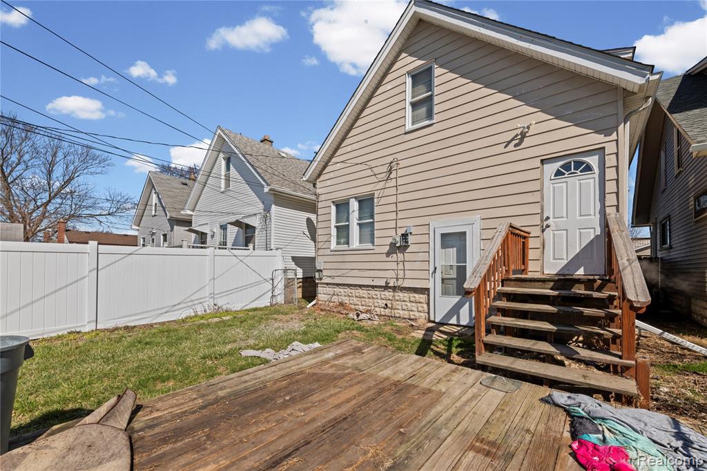 705 Cleophus Parkway, Lincoln Park, MI 48146 — Photo 7