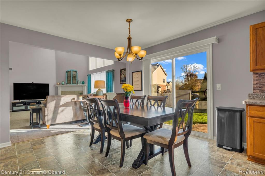 33997 Brownswood Blvd, Rockwood, MI — Photo 10