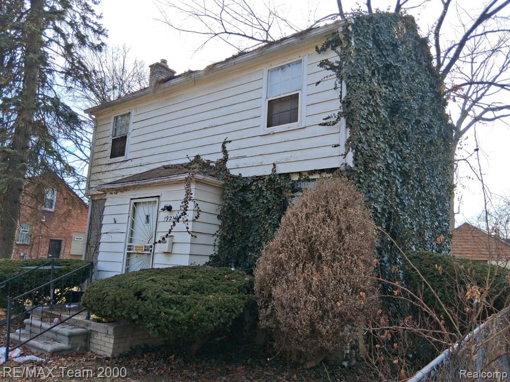 19211 Pierson Street, Detroit, MI 48219 — Photo 27