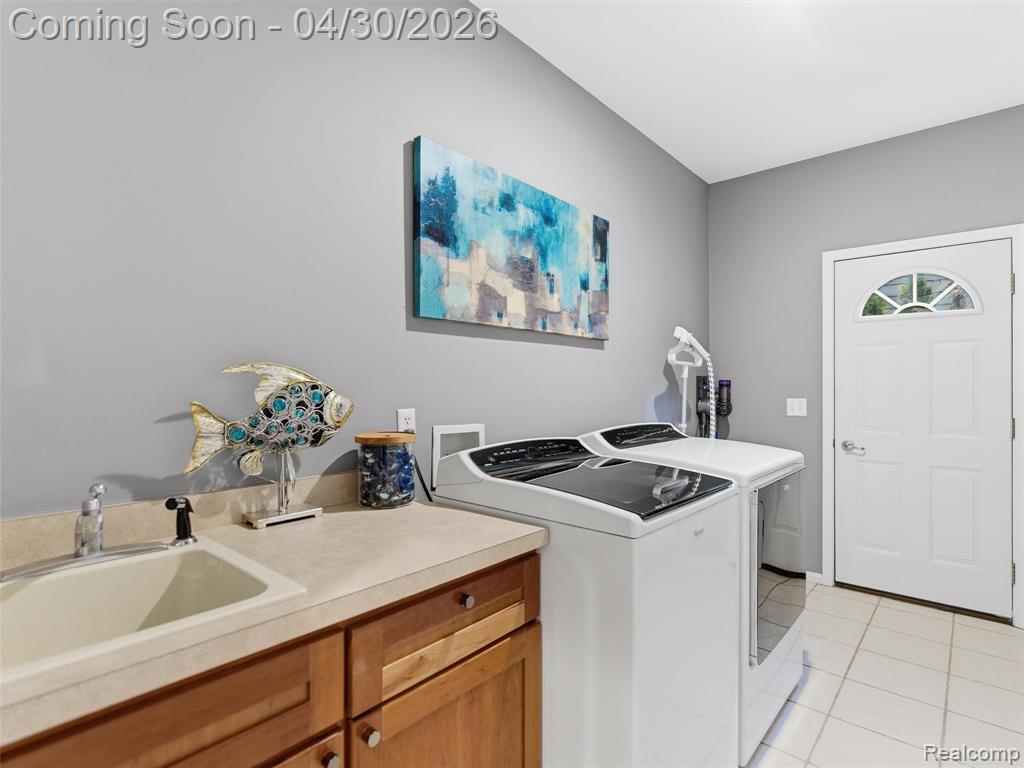 12210 Mantawauka Drive, Fenton, MI 48430 — Photo 18