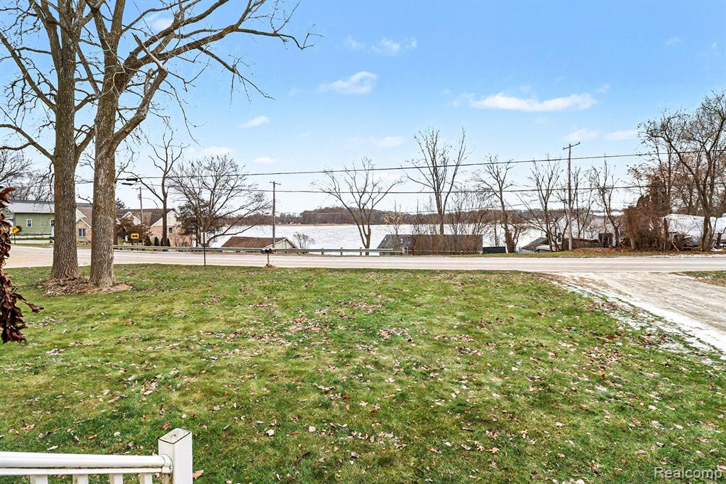 6561 Bennett Lake Road, Fenton, MI 48430 — Photo 27