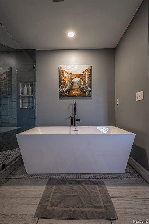 4670 HARVEST Row, MI 48049 — Photo 62