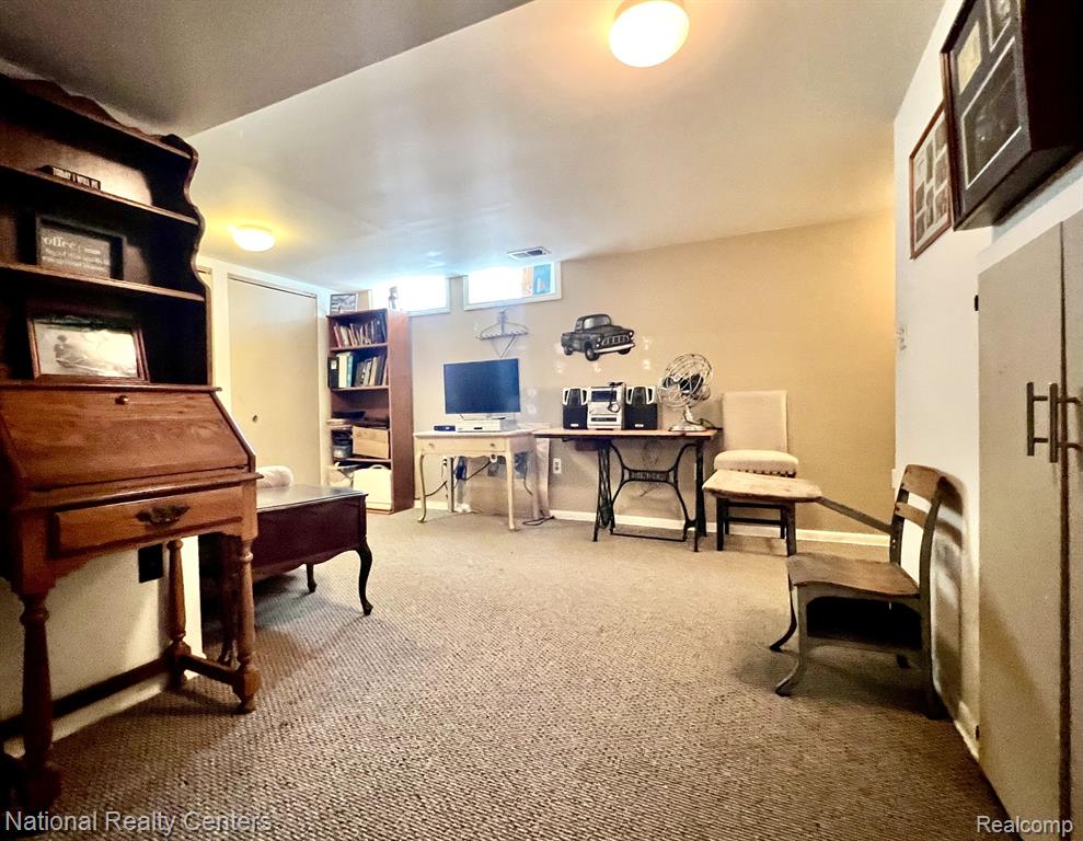 24584 BASHIAN Drive, Novi, MI — Photo 23
