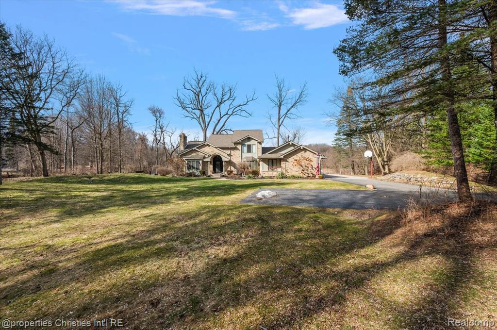 5160 Old Mill Road, Rochester, MI 48306 — Photo 18