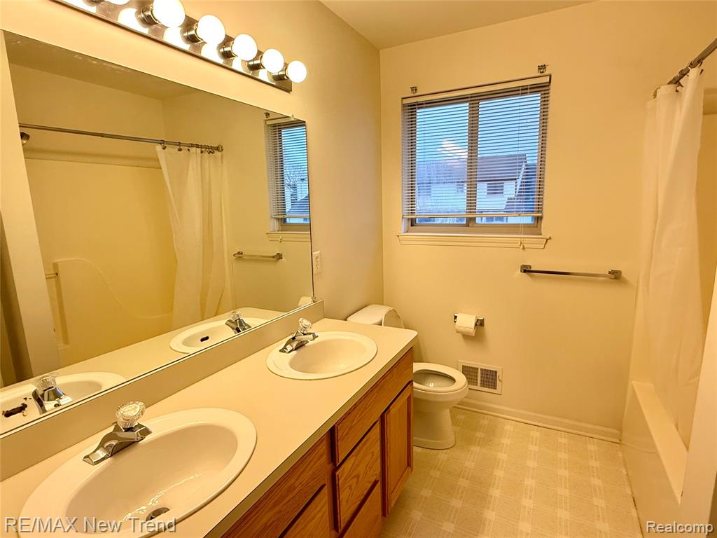 2399 MARQUIS Court, Ann Arbor, MI 48103 — Photo 14