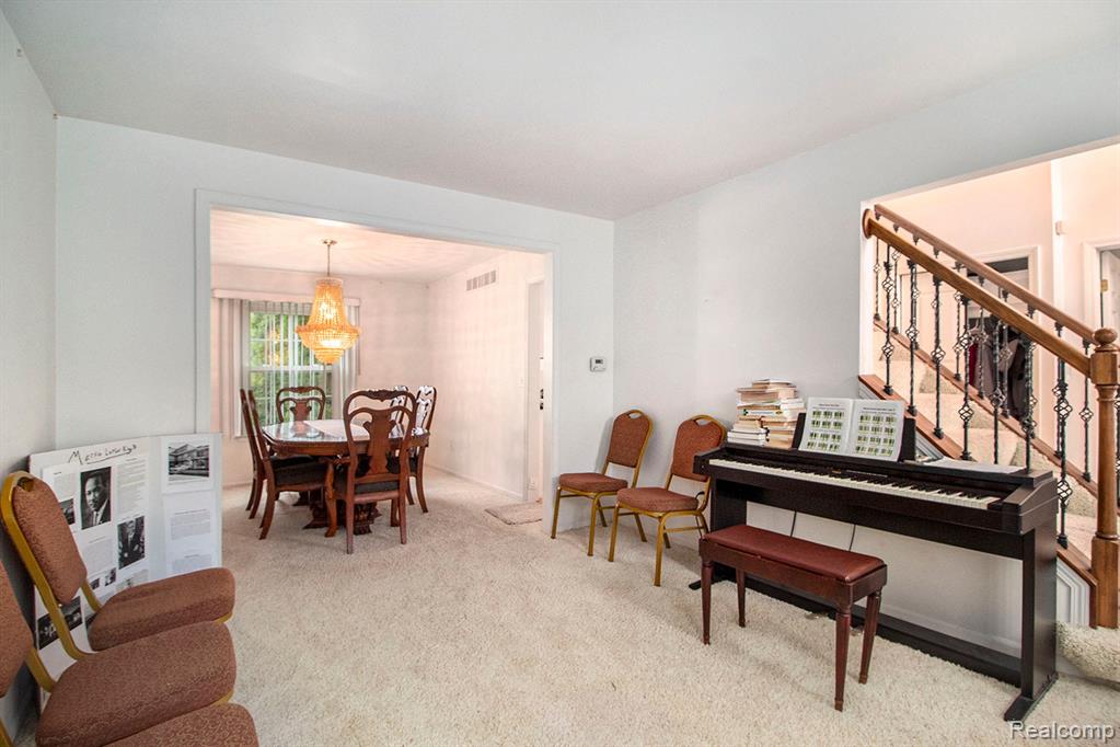 14661 WILDBROOK Drive, Van Buren, MI 48111 — Photo 8