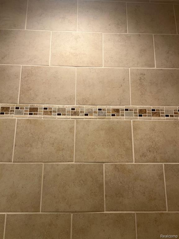 7547 MANOR Circle, 201, Westland, MI — Photo 14