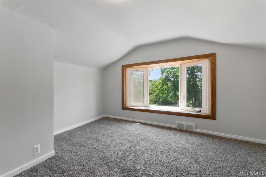15450 Lola Drive, Redford, MI 48239 — Photo 17