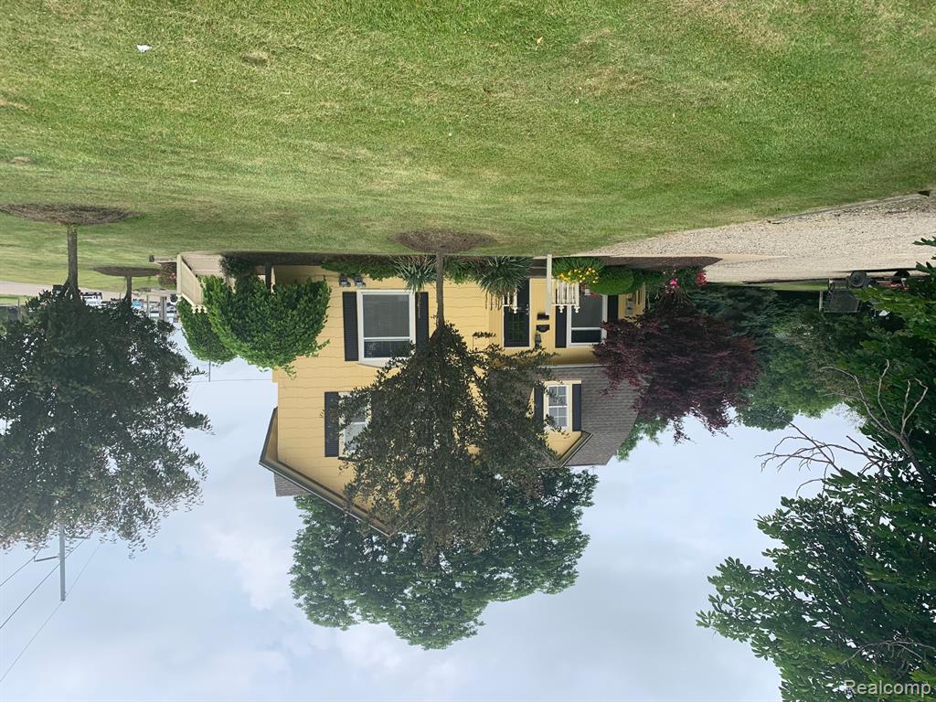 8042 Grand River Road