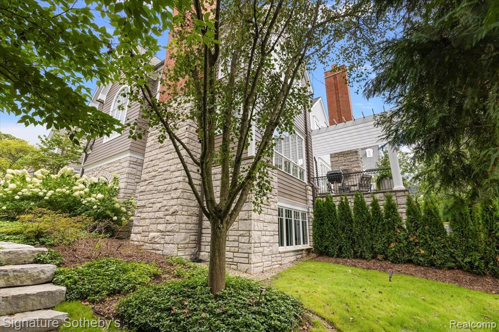 200 Woodland Villa Court, Birmingham, MI 48009 — Photo 75