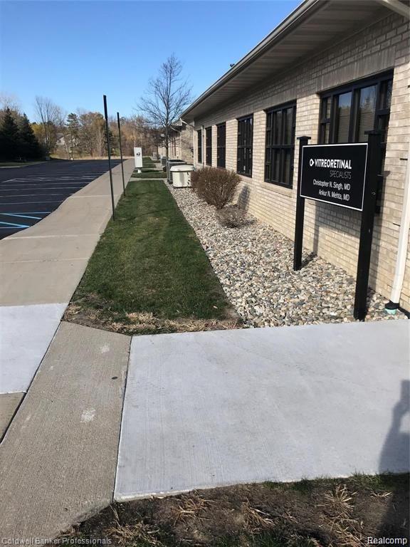 9400 S SAGINAW Road, Grand Blanc, MI 48439 — Photo 2