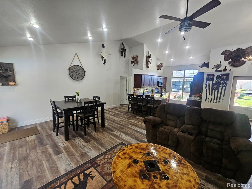 10331 Pine Valley Drive, Grand Blanc, MI 48439 — Photo 7