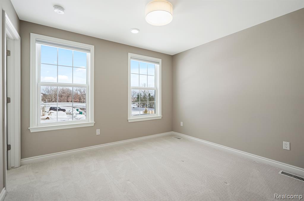 4021 NOTTINGHAM Circle, Clarkston, MI — Photo 6