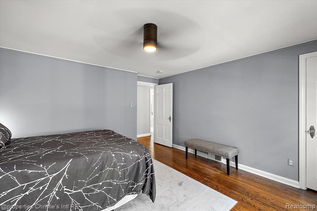 45 Cranford Lane, Grosse Pointe, MI 48230 — Photo 35