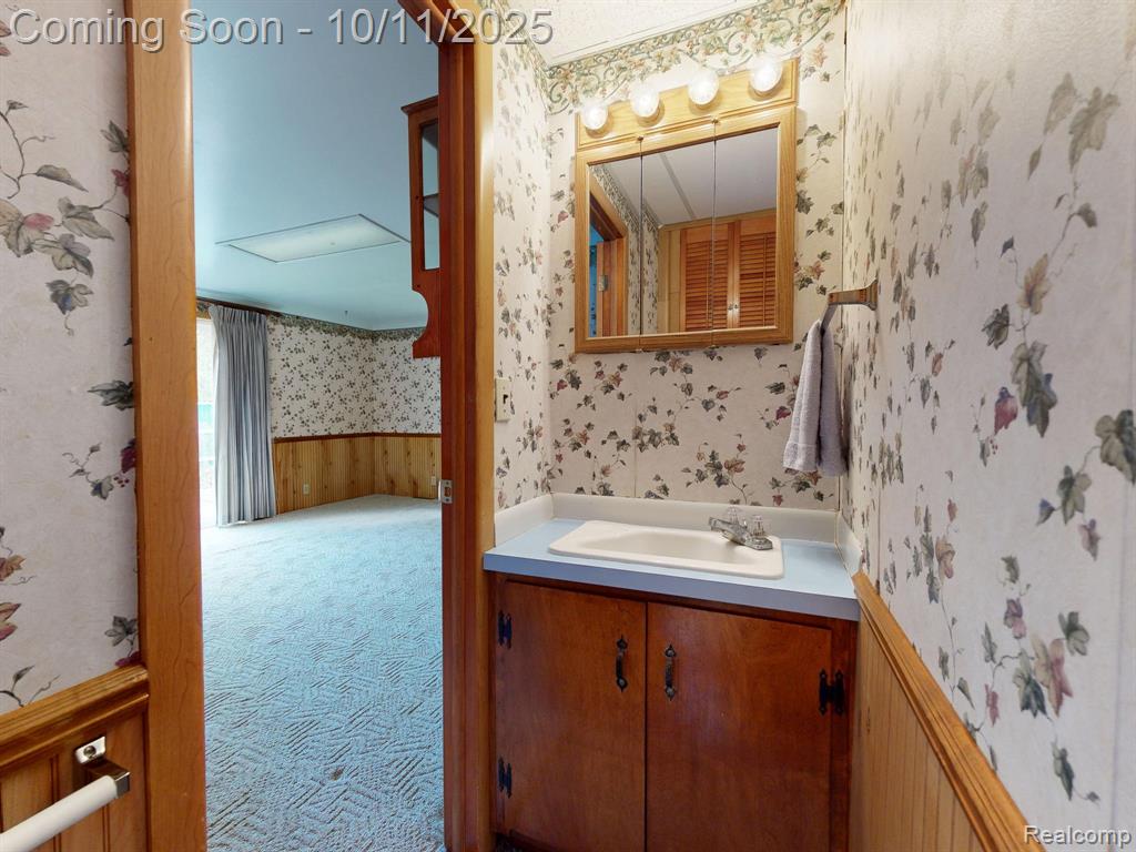 6444 Lucas Road, Flint, MI 48506 — Photo 20