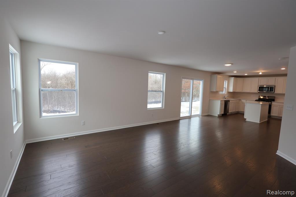 54757 Mockingbird, Chesterfield, MI 48047 — Photo 9