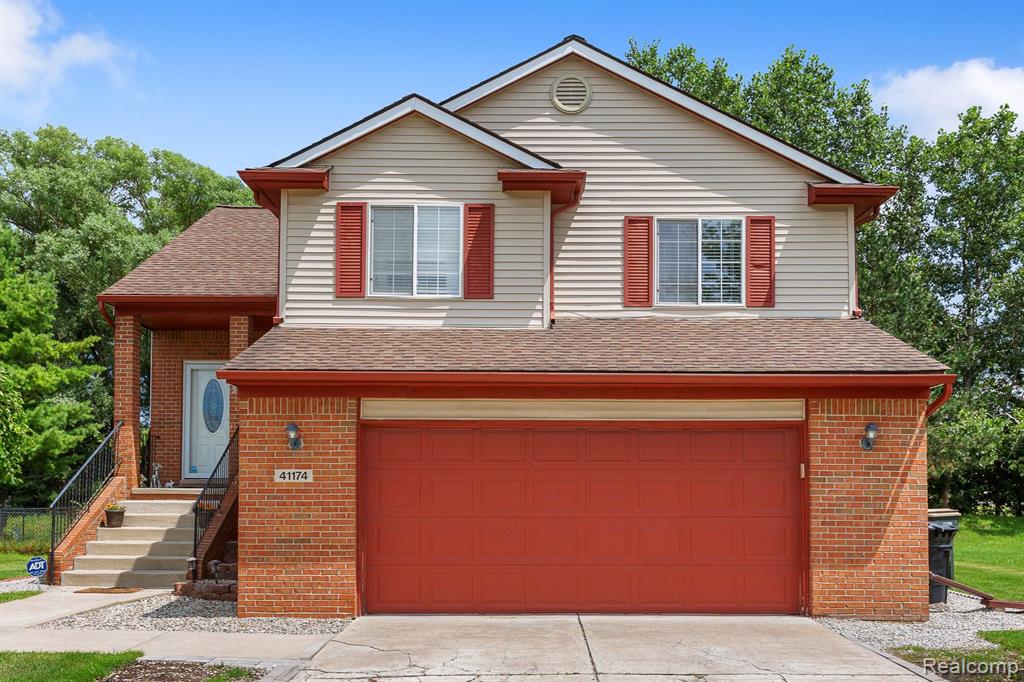 41174 WESTFIELD Circle, Canton, MI 48188 — Photo 28