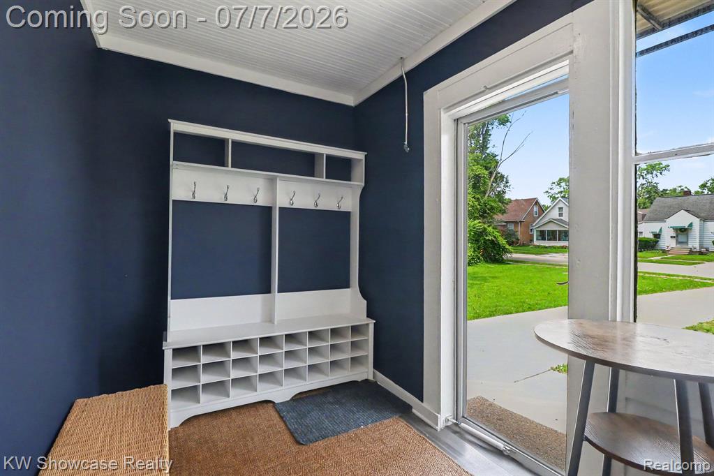 435 W Sonoma Avenue, Hazel Park, MI 48030 — Photo 13