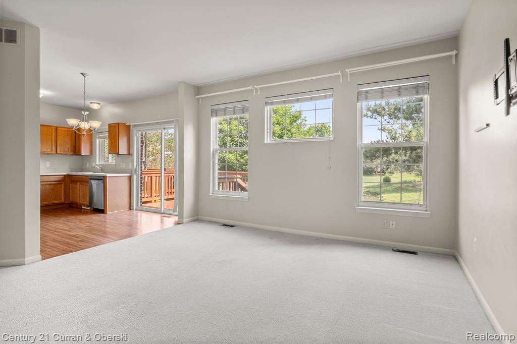 533 CONCORD Drive, Canton, MI 48188 — Photo 9