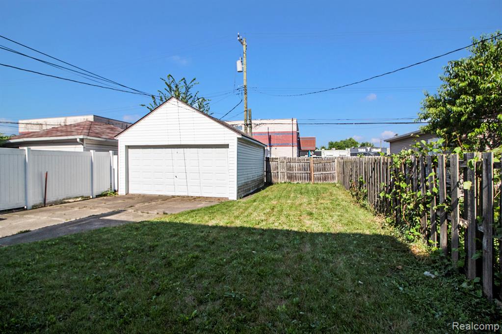 6847 Yinger Avenue, Dearborn, MI 48126 — Photo 36