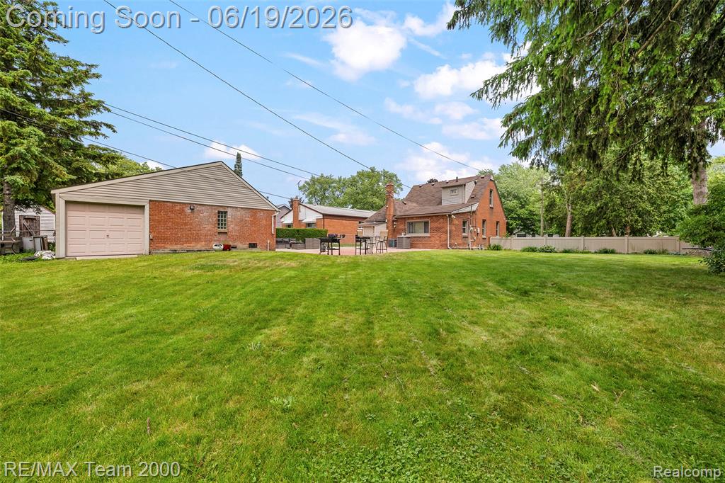 6155 N Silvery Lane, Dearborn Heights, MI 48127 — Photo 36