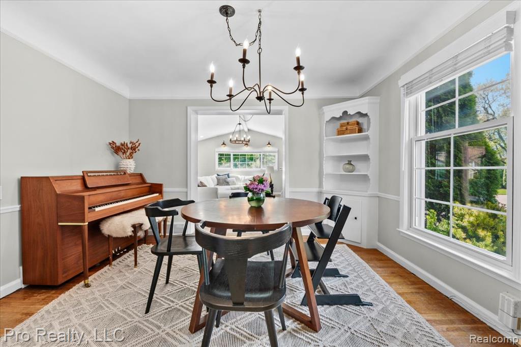 429 Roland Road, Grosse Pointe Farms, MI 48236 — Photo 15